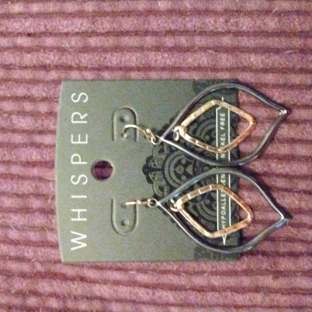 Teardrop earrings
